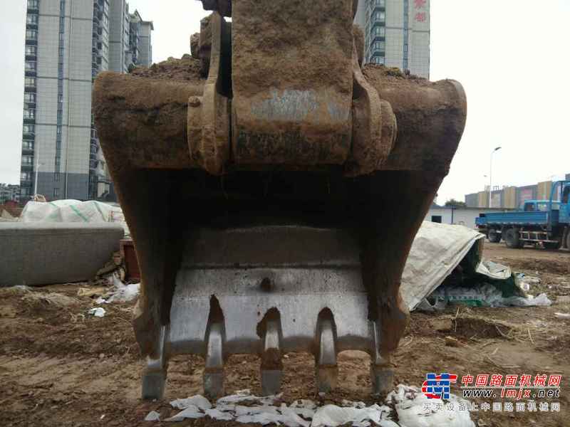 安徽出售转让二手5000小时2013年卡特彼勒320D2GC挖掘机
