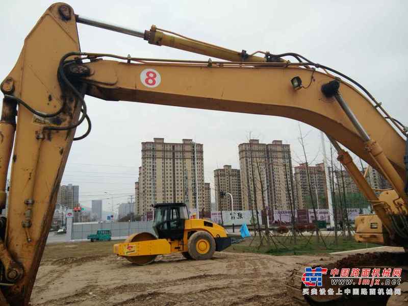 安徽出售转让二手6000小时2012年柳工CLG908D挖掘机