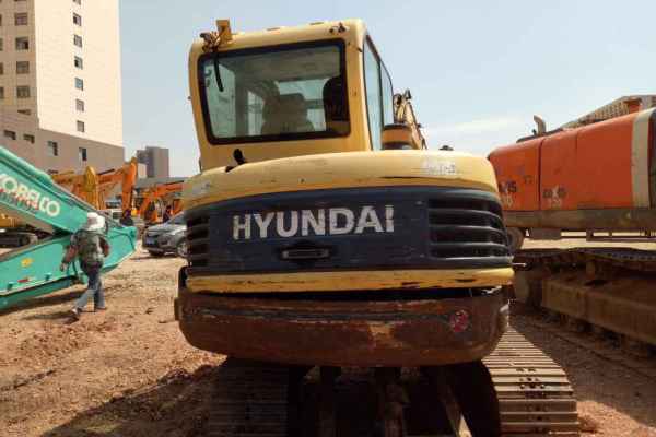 云南出售转让二手5600小时2012年现代R60挖掘机