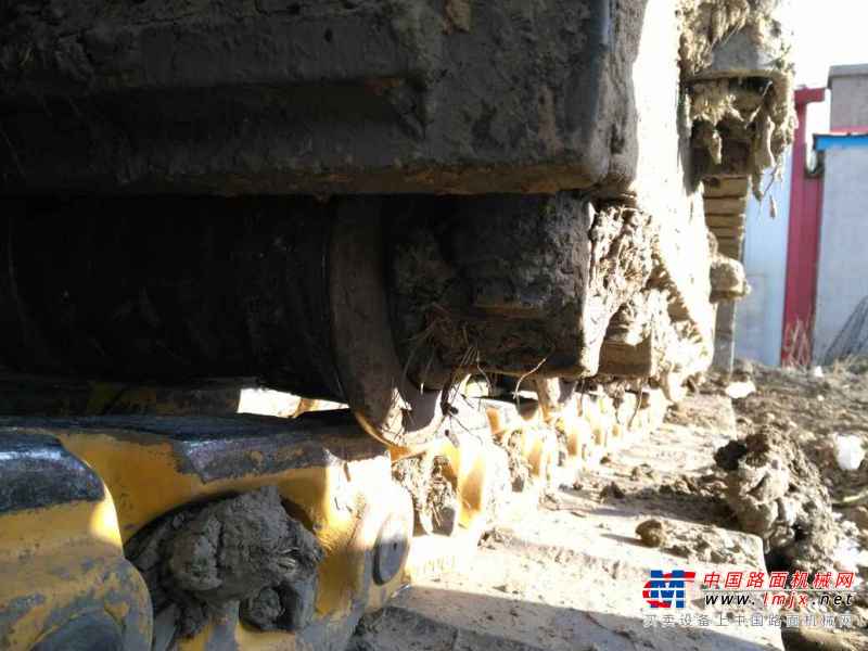 黑龙江出售转让二手16000小时2005年住友SH240挖掘机