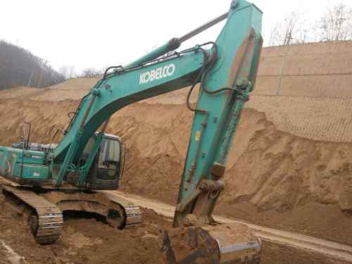 陕西出售转让二手8000小时2010年神钢SK350LC挖掘机