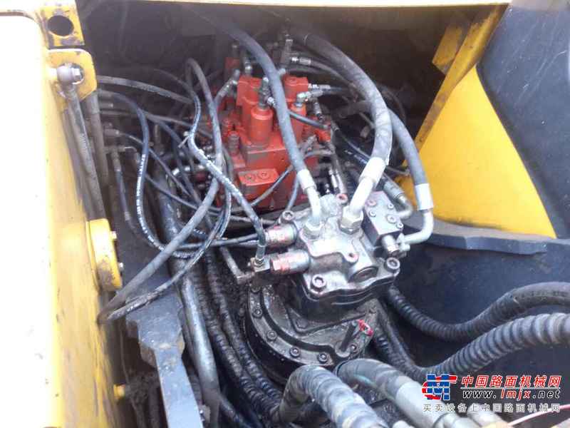 河南出售转让二手5600小时2011年山重建机JCM924D挖掘机