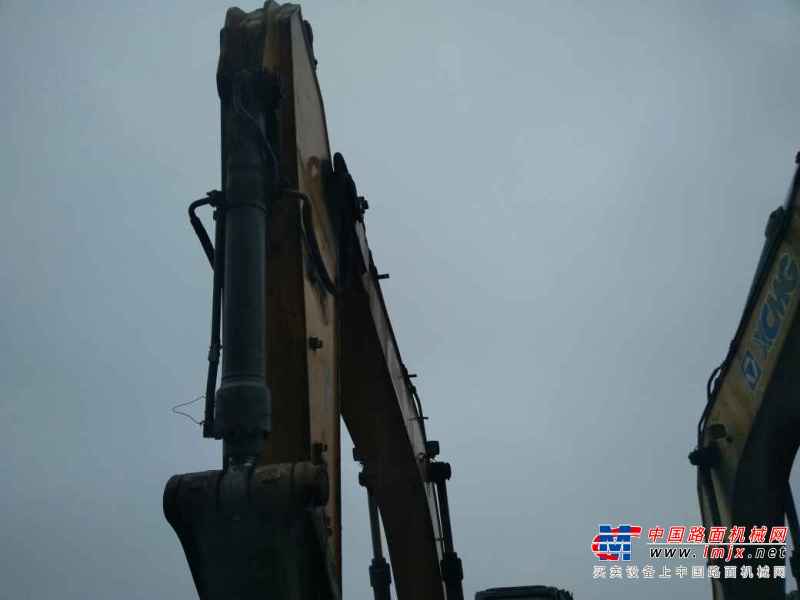 重庆出售转让二手9000小时2010年徐工XE335C挖掘机
