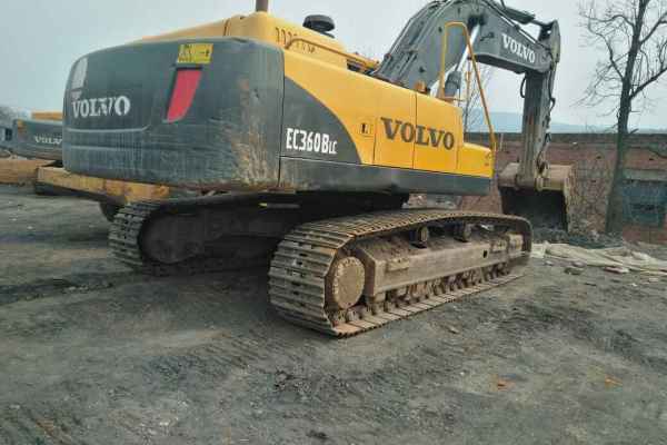 河南出售转让二手4800小时2010年沃尔沃EC360BLC挖掘机
