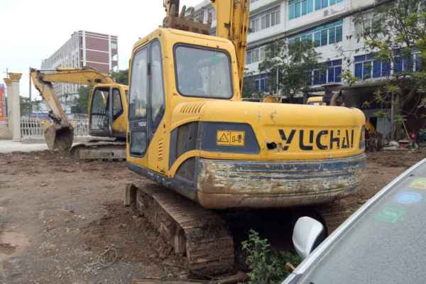 广西出售转让二手6854小时2010年玉柴YC85挖掘机