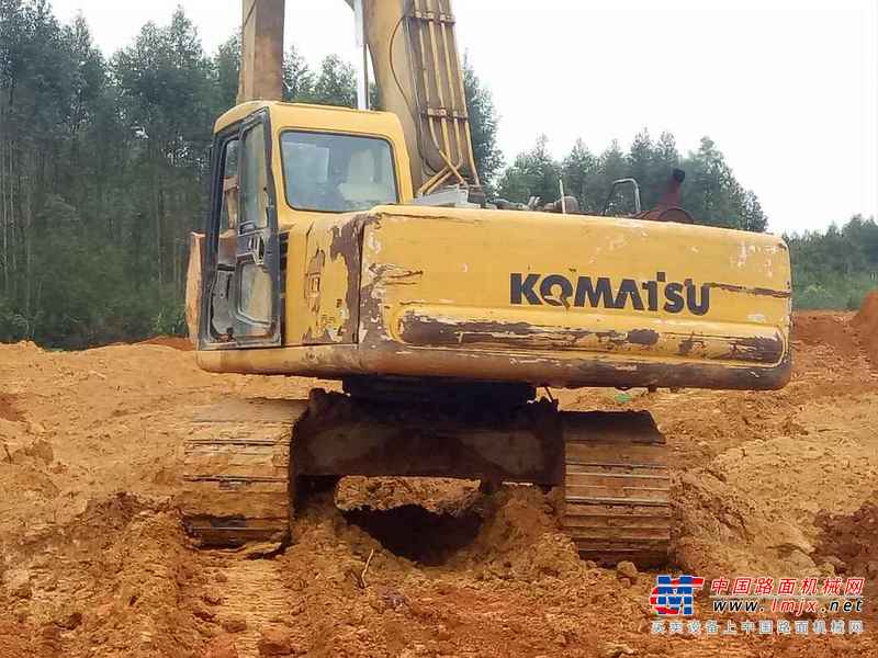 广东出售转让二手13680小时2003年小松PC200挖掘机