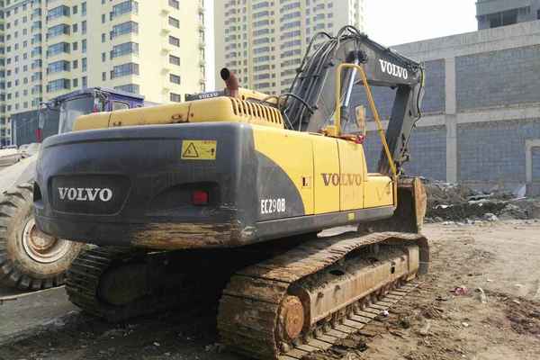 山西出售转让二手8000小时2008年沃尔沃EC240B挖掘机