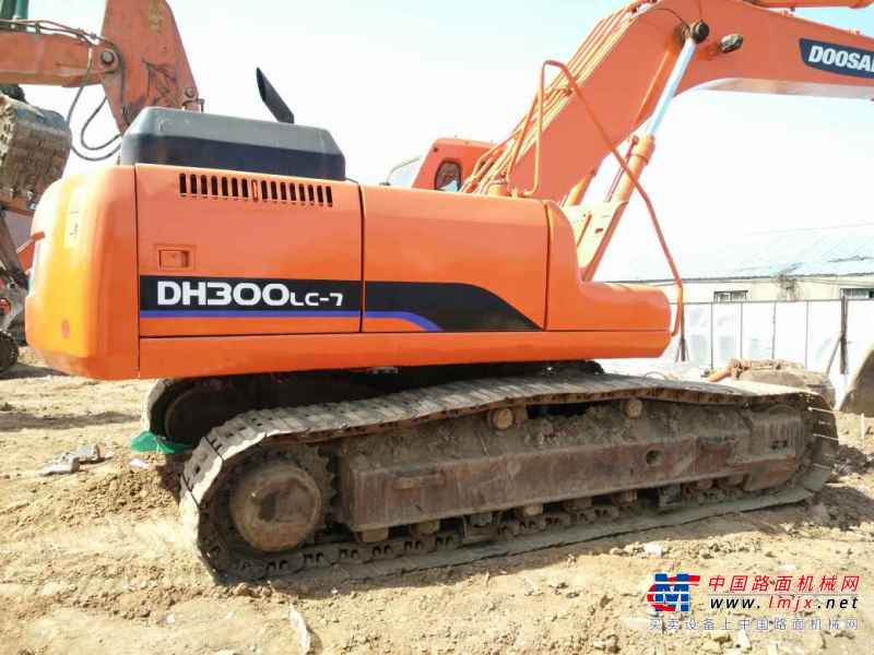 山东出售转让二手10558小时2008年斗山DH300LC挖掘机