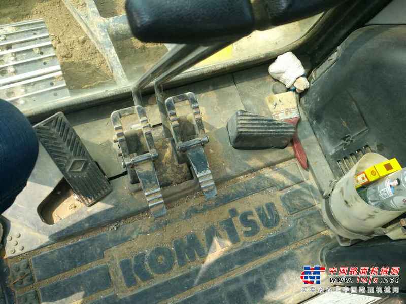 山西出售转让二手2200小时2015年小松PC56挖掘机