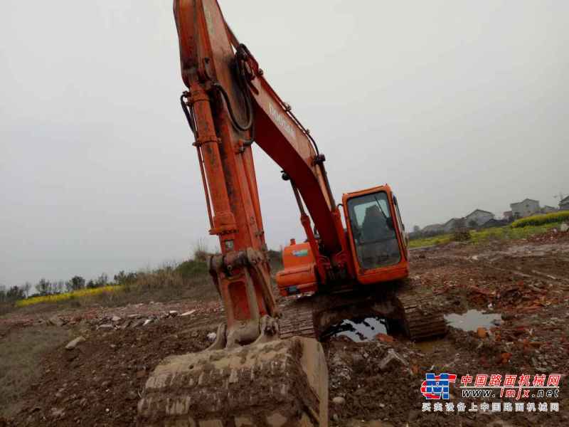 湖南出售转让二手10000小时2009年斗山DH215挖掘机