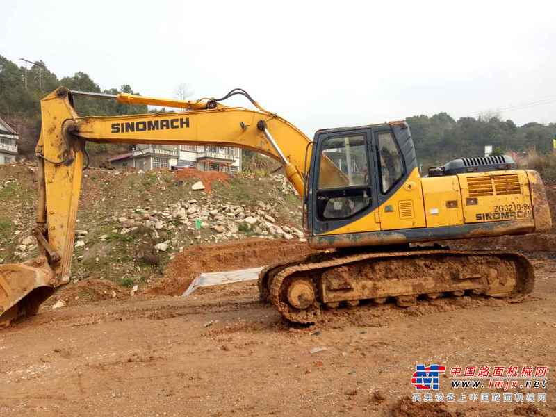 湖南出售转让二手8000小时2012年国机重工ZG3210挖掘机