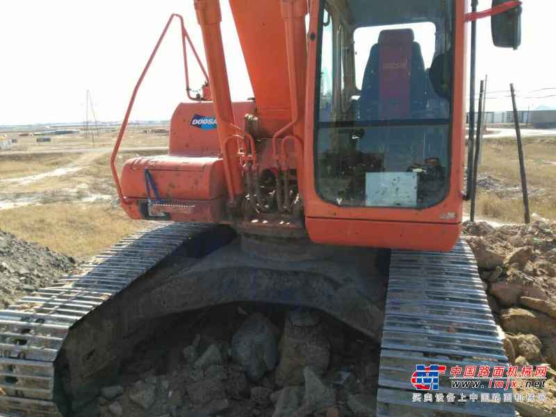黑龙江出售转让二手13000小时2009年斗山DH220LC挖掘机