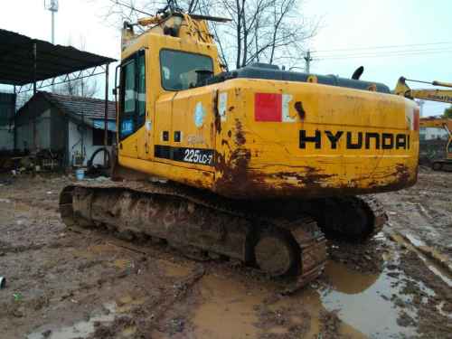浙江出售转让二手8700小时2007年现代R225LC挖掘机
