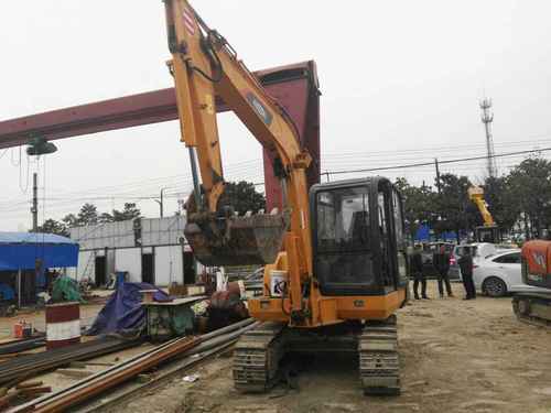 江苏出售转让二手6000小时2012年福田雷沃FR60挖掘机