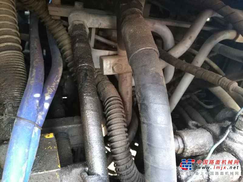 黑龙江出售转让二手20000小时2004年日立EX200挖掘机