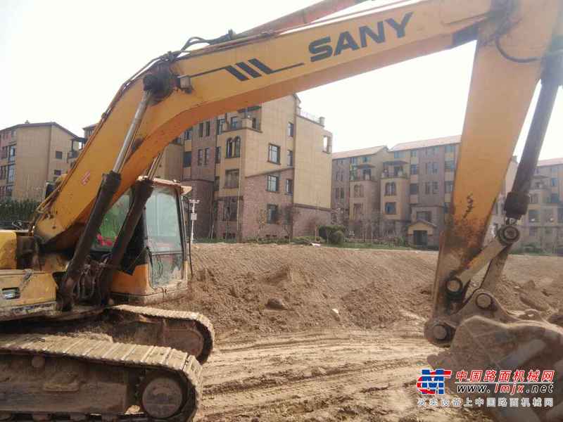 河南出售转让二手8000小时2009年三一重工SY225C挖掘机