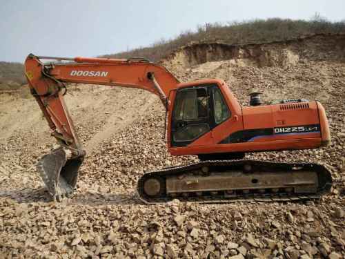 河北出售转让二手13000小时2009年斗山DH220LC挖掘机
