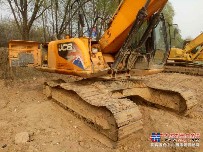 河南出售转让二手9000小时2011年JCBJS210SC挖掘机