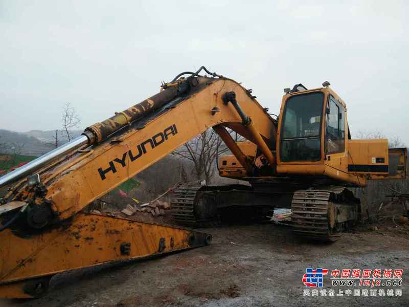 河南出售转让二手9000小时2008年现代R305LC挖掘机