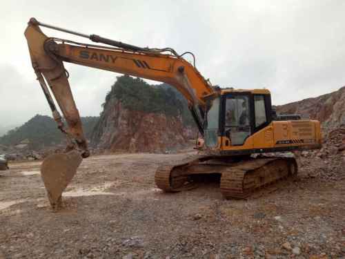 广西出售转让二手5400小时2013年三一重工SY215C挖掘机