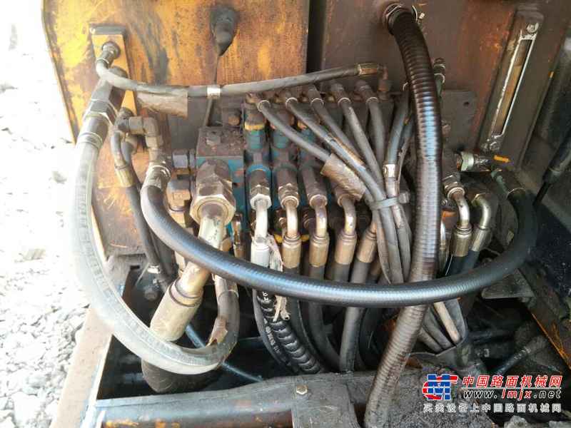 山东出售转让二手7400小时2011年福田雷沃FR65V8挖掘机