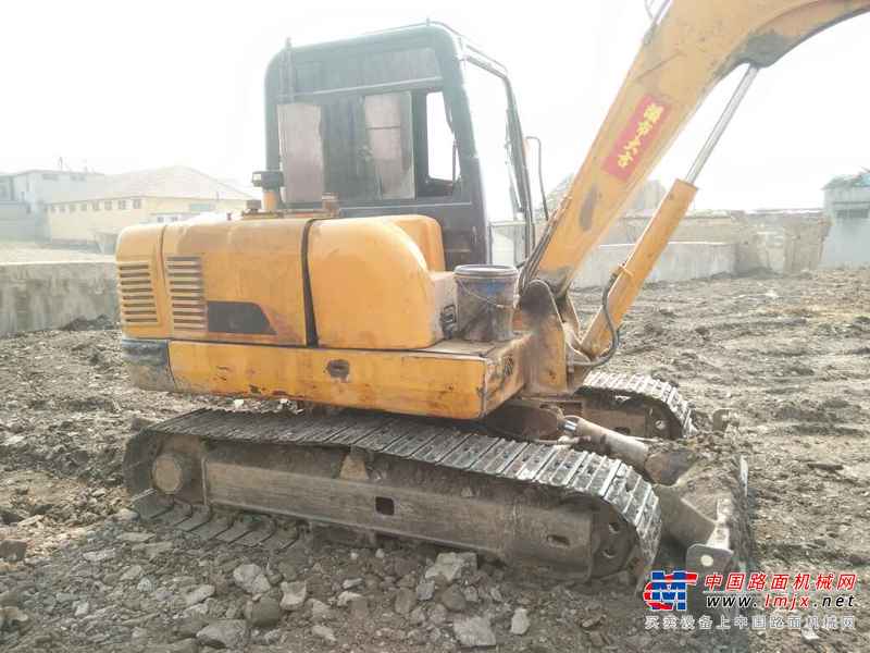 山东出售转让二手7400小时2011年福田雷沃FR65V8挖掘机