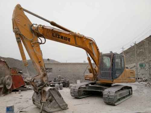 宁夏出售转让二手8000小时2011年力士德SC230挖掘机