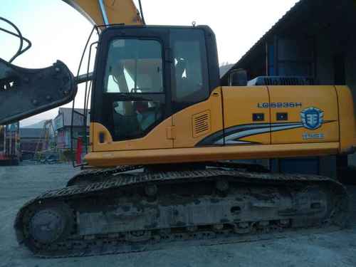 辽宁出售转让二手9800小时2011年龙工LG6235挖掘机