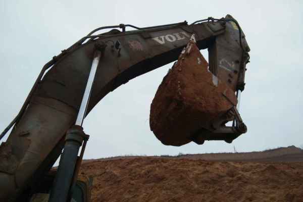 河南出售转让二手13000小时2012年沃尔沃EC460BLCPrime挖掘机