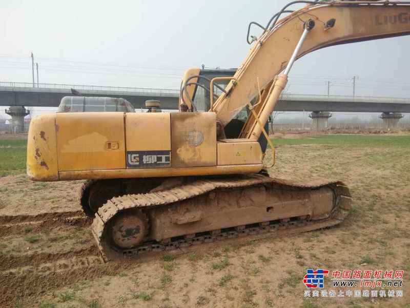 河南出售转让二手6500小时2011年柳工CLG205C挖掘机