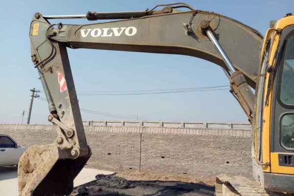 河南出售转让二手14000小时2007年沃尔沃EC210BLR挖掘机