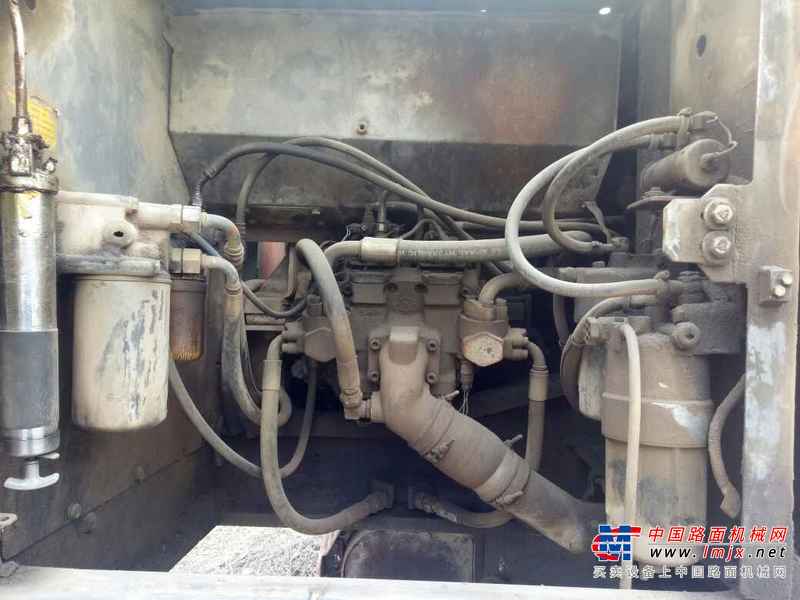 河南出售转让二手9000小时2010年日立ZX250H挖掘机