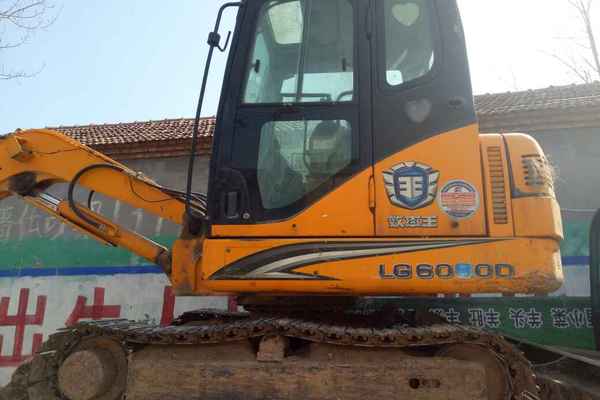 山东出售转让二手5236小时2012年龙工LG6060D挖掘机