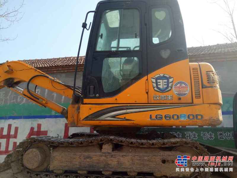 山东出售转让二手5236小时2012年龙工LG6060D挖掘机
