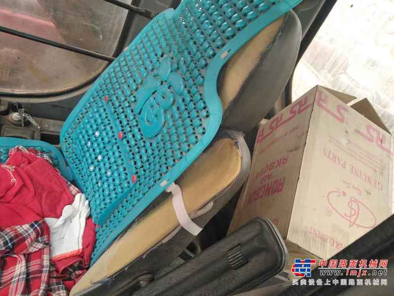 河南出售转让二手15000小时2009年日立ZX230挖掘机