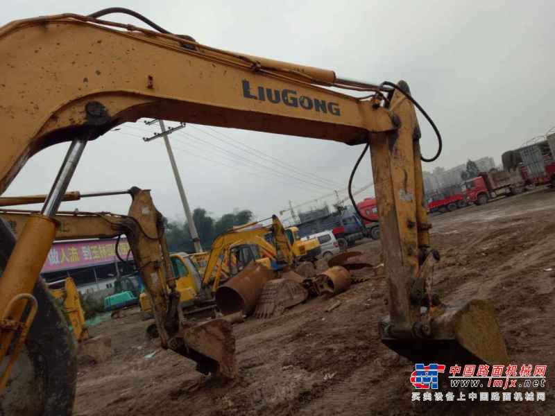 广西出售转让二手7543小时2010年柳工CLG908C挖掘机