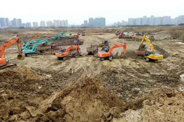 浙江出售转让二手4000小时2013年泰安嘉和JH70挖掘机