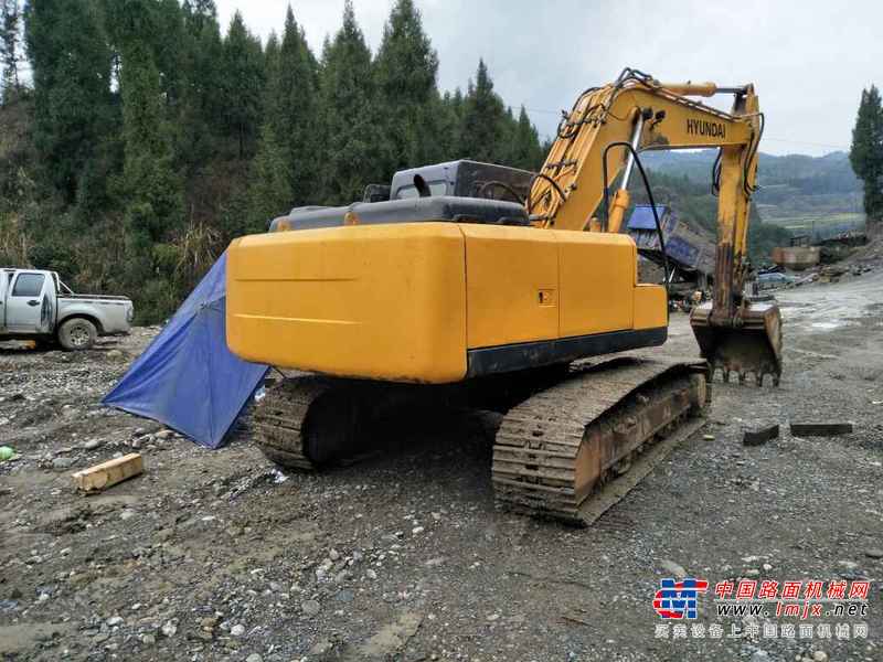 重庆出售转让二手9000小时2011年现代R225LC挖掘机