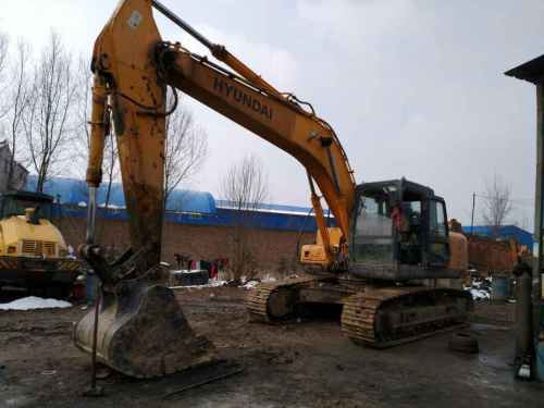 甘肃出售转让二手8772小时2010年现代R225LC挖掘机