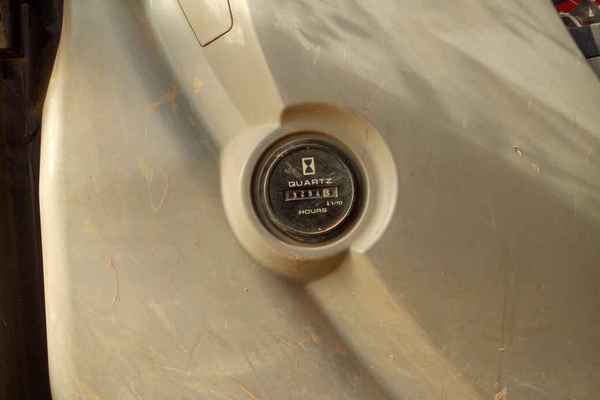 云南出售转让二手9294小时2011年神钢SK260LC挖掘机