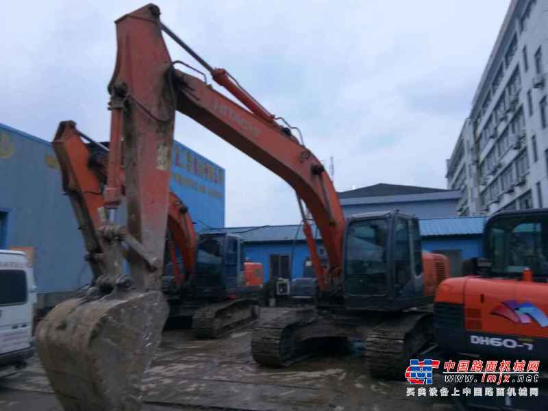 江苏出售转让二手9800小时2010年日立ZX200挖掘机