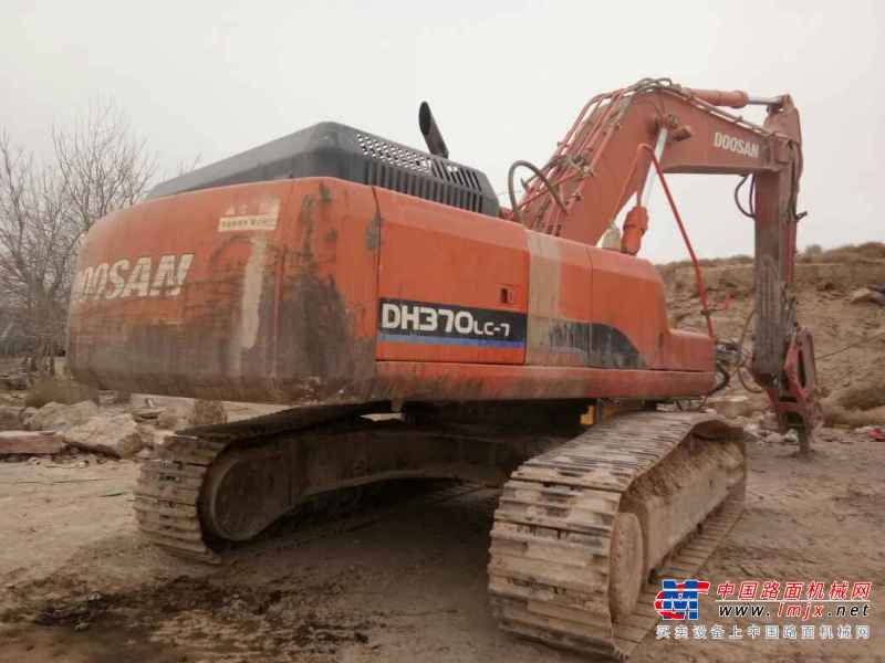 宁夏出售转让二手9000小时2012年斗山DH370LC挖掘机