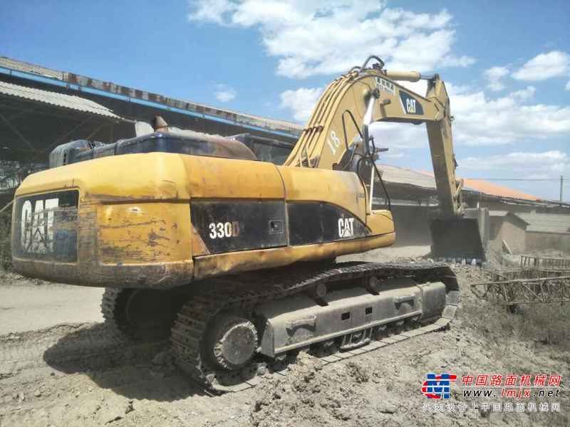 云南出售转让二手8000小时2009年卡特彼勒330D挖掘机