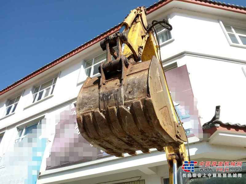 云南出售转让二手6700小时2011年小松PC70挖掘机