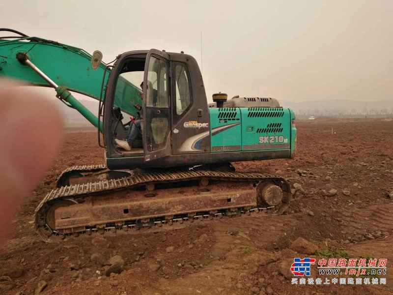 河南出售转让二手6500小时2011年神钢SK210LC挖掘机