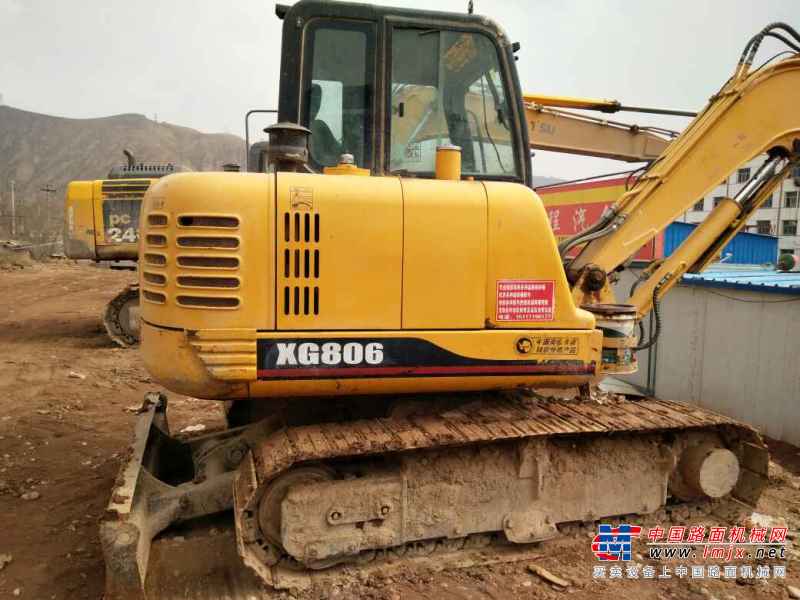 甘肃出售转让二手2880小时2013年厦工XG806挖掘机
