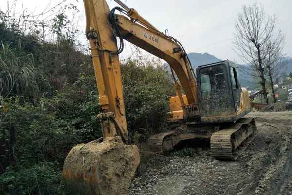 重庆出售转让二手9000小时2011年山重建机913C挖掘机