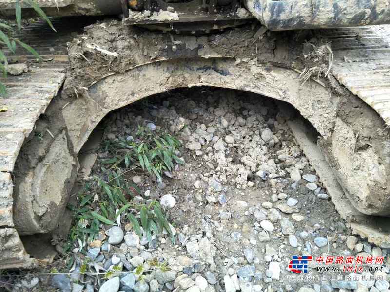 重庆出售转让二手9000小时2011年山重建机913C挖掘机