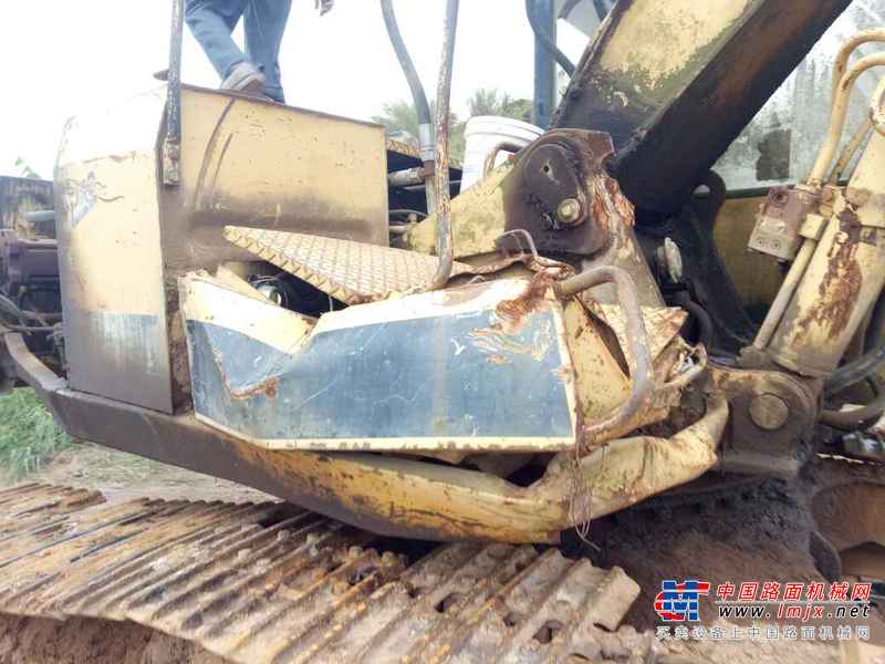 广西出售转让二手16589小时2003年卡特彼勒E200B挖掘机