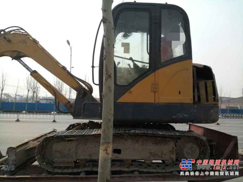 山东出售转让二手8000小时2009年柳工CLG906C挖掘机